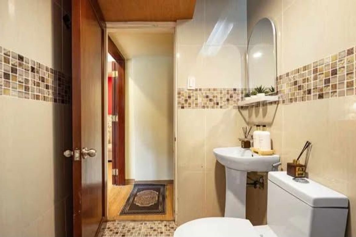 Modern 2BR Unit in BGC, Fort Victoria