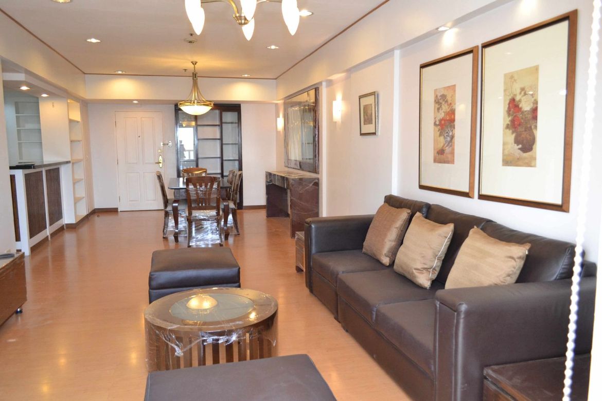 Elizabeth Place, Makati қаласындағы 3 жатты бөлмелі люкс пәтер