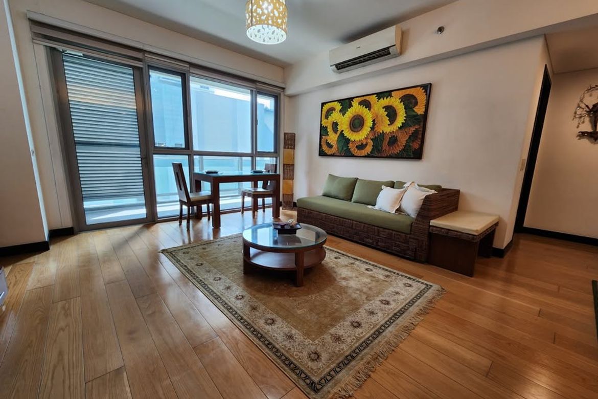 One Serendra BGC, Тагиг қаласындағы бір бөлмелі пәтер - Толық жабдықталған