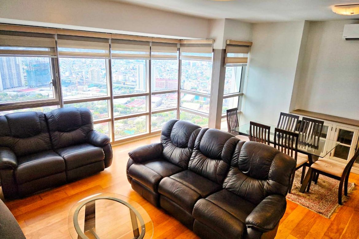 The Residences at Greenbelt, San Lorenzo Tower-дағы люкс 2 бөлмелі пәтер