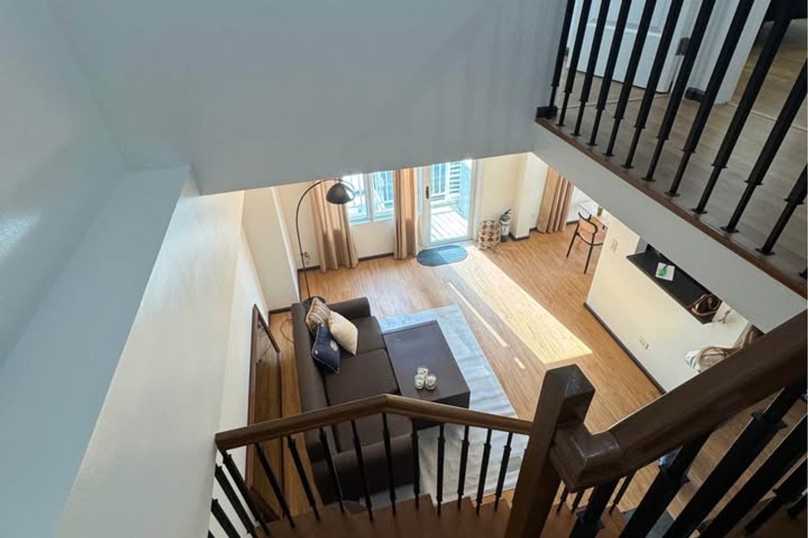 Two Serendra Encino - Жабдықталған 2 бөлмелі пәтер Тагиг қаласында