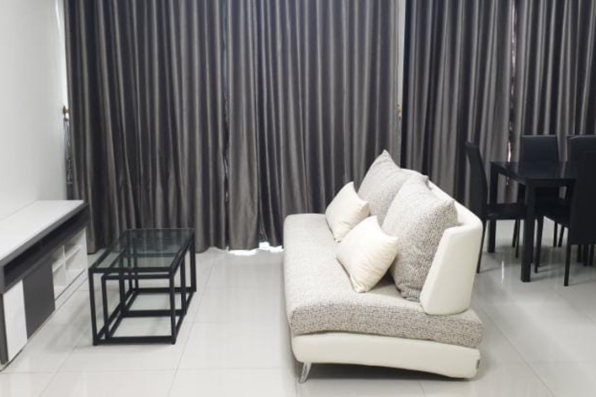 Central Park West BGC Тагиг Ситидегі екі бөлмелі пәтер