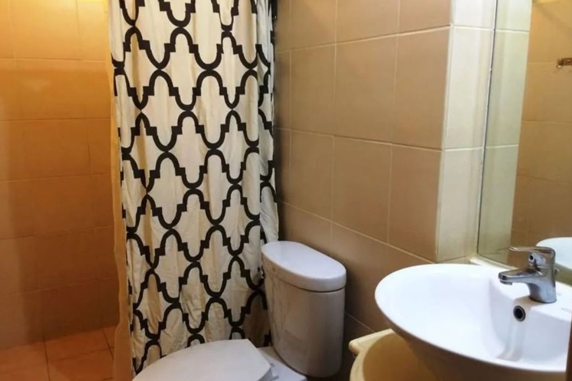 Fully Furnished Studio Unit at Eastwood Parkview, Quezon City