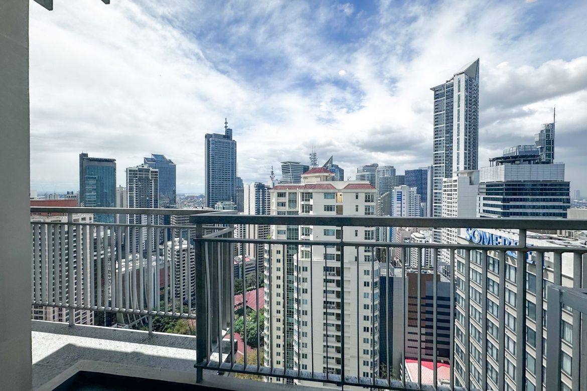 2 Bedroom Fully Furnished Apartment in Makati CBD