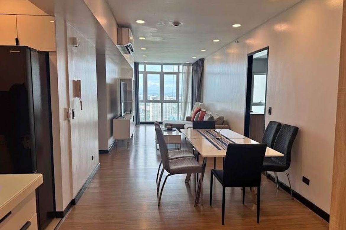 2 Bedroom Furnished Condo in Two Serendra, BGC