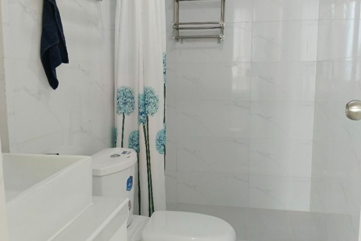 Fully Furnished Studio Unit at Eastwood Parkview, Quezon City