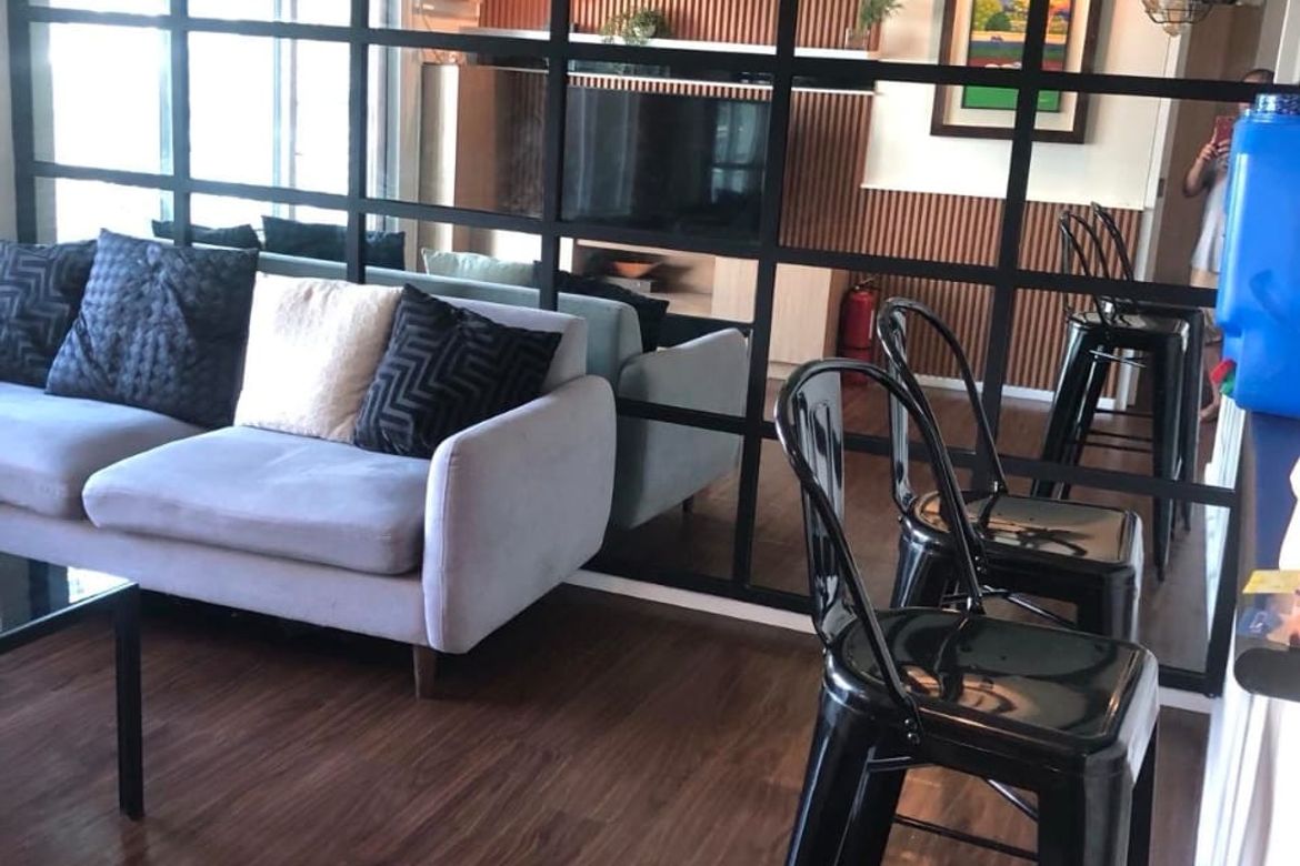 1-Bedroom Furnished Unit at Two Serendra, The Almond