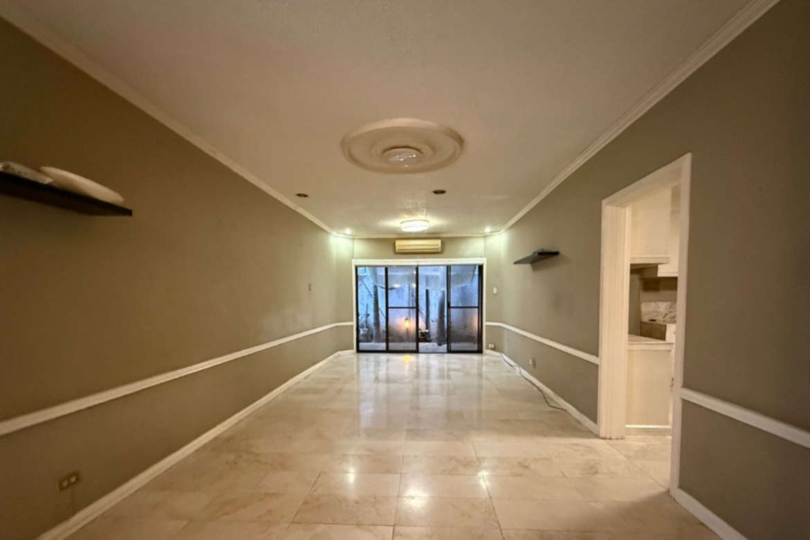 Acropolis Greens шағынауданындағы 4 жұманаты бар үй, Кесон-Сити