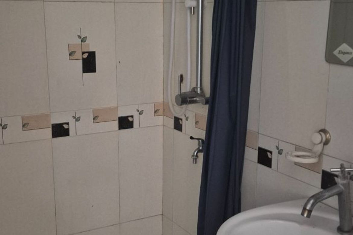 Spacious Two-Bedroom Loft Condo near Manila Landmarks