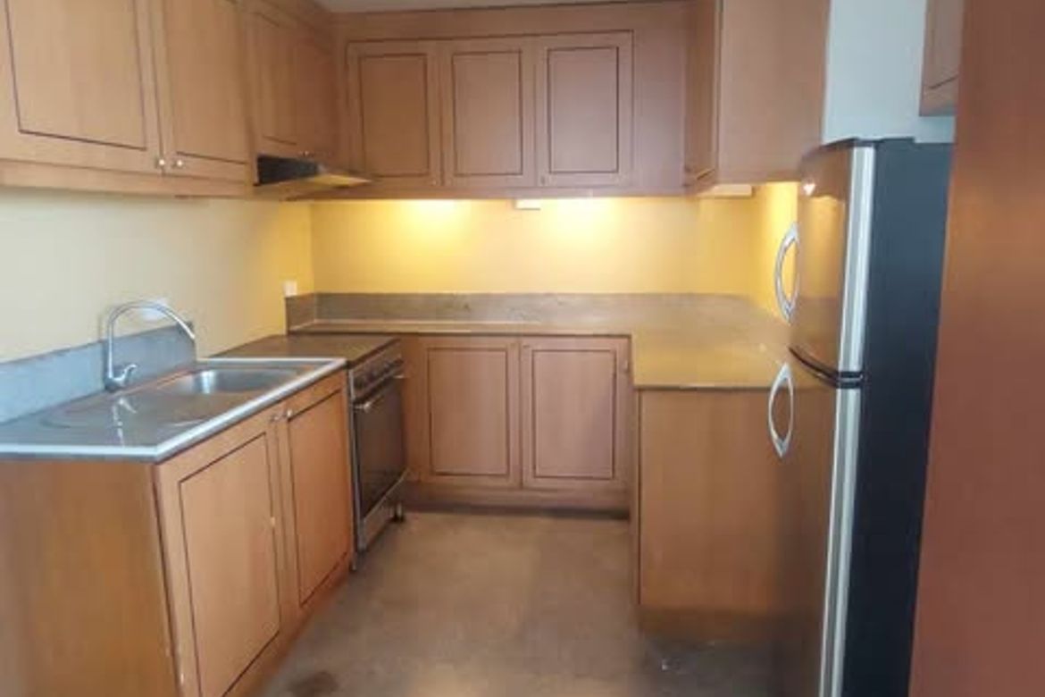 3 Bedroom Bi-Level Condo Unit in Makati Palace Hotel, Poblacion Makati