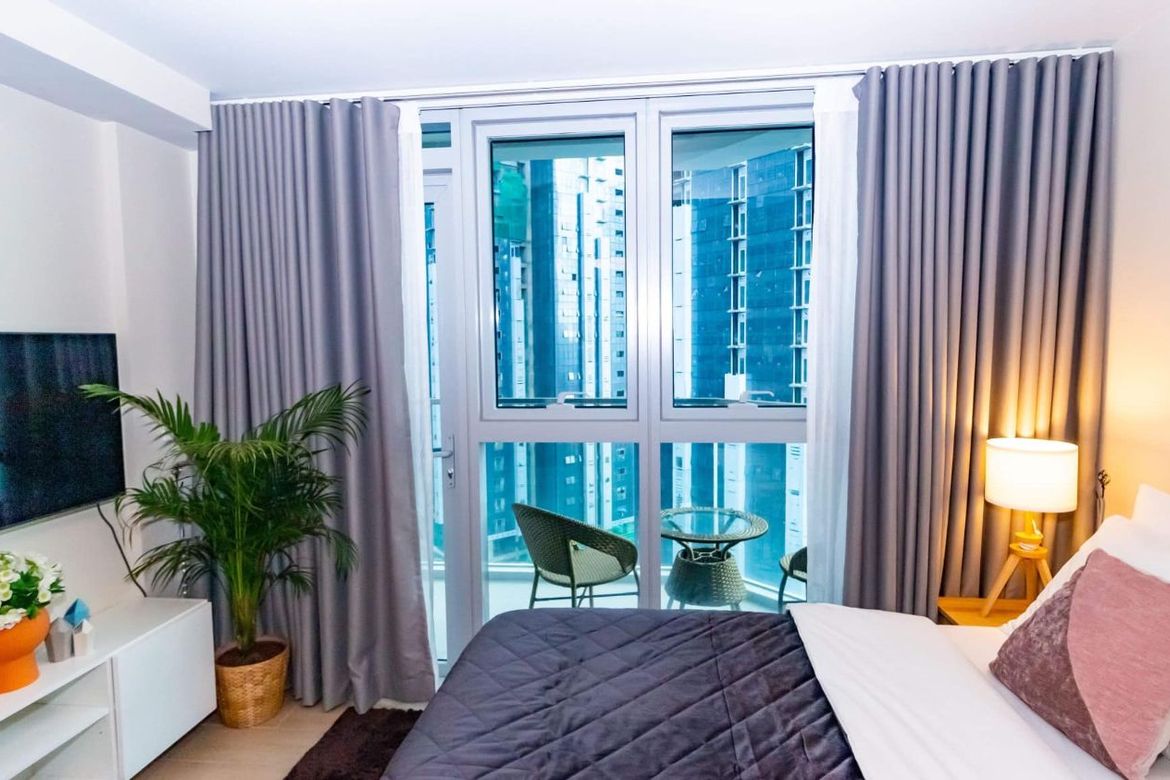 Жабдықталған 1 бөлмелі апартамент Uptown Parksuites, BGC, Тагиг