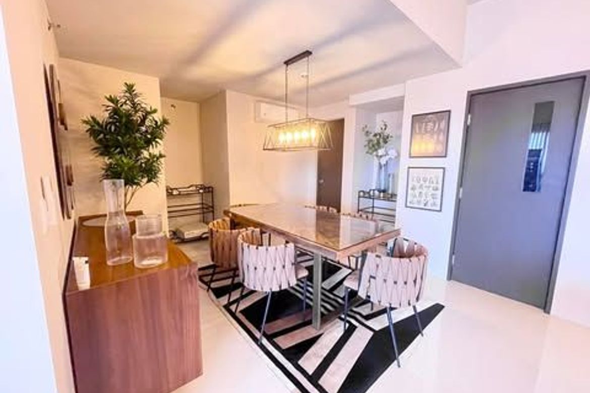 Uptown Ritz резиденциясының пентхаусы - BGC-дегі премиум орналасуы
