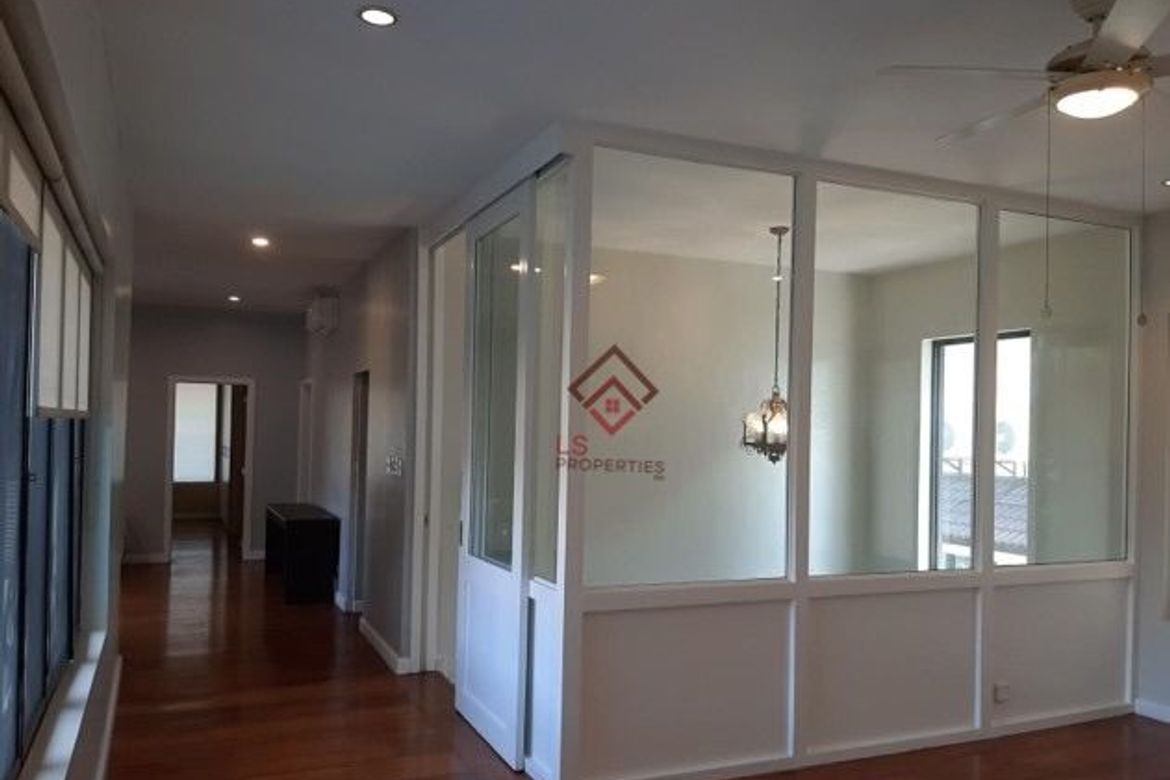 4 Bedroom Spacious House with Swimming Pool in Ayala Alabang Village
