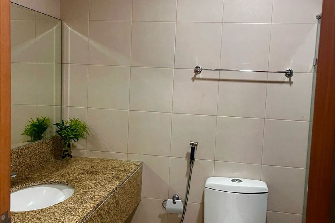 Central Park West-тегі 2 бөлмелі жиһазбен жабдықталған пәтер