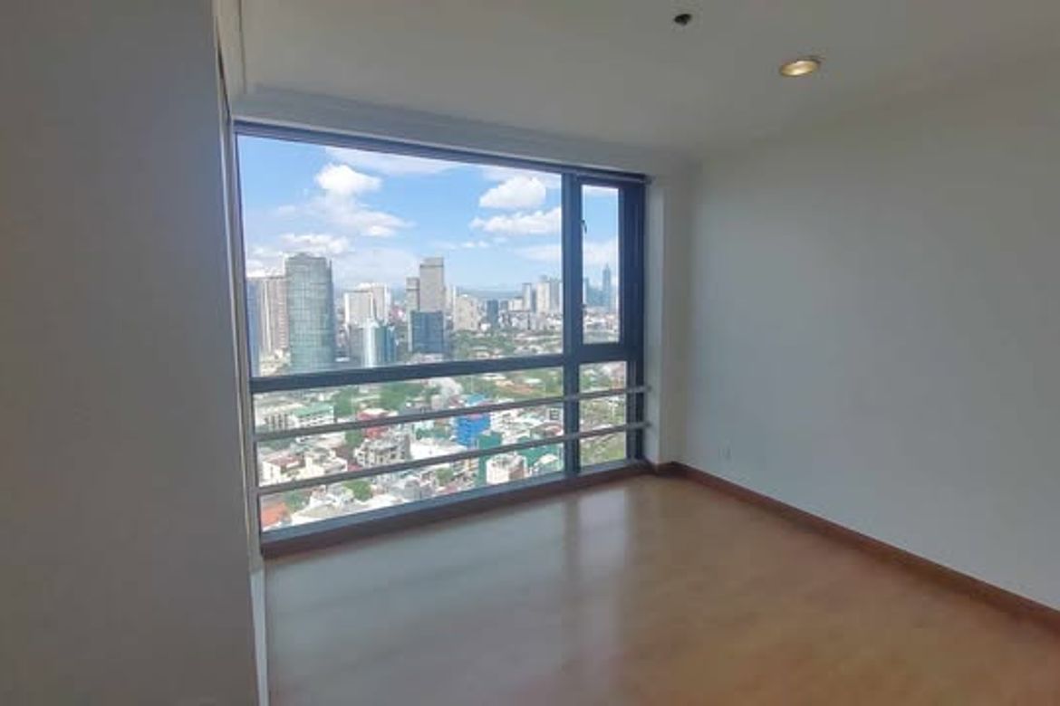 3 Bedroom Bi-Level Condo Unit in Makati Palace Hotel, Poblacion Makati