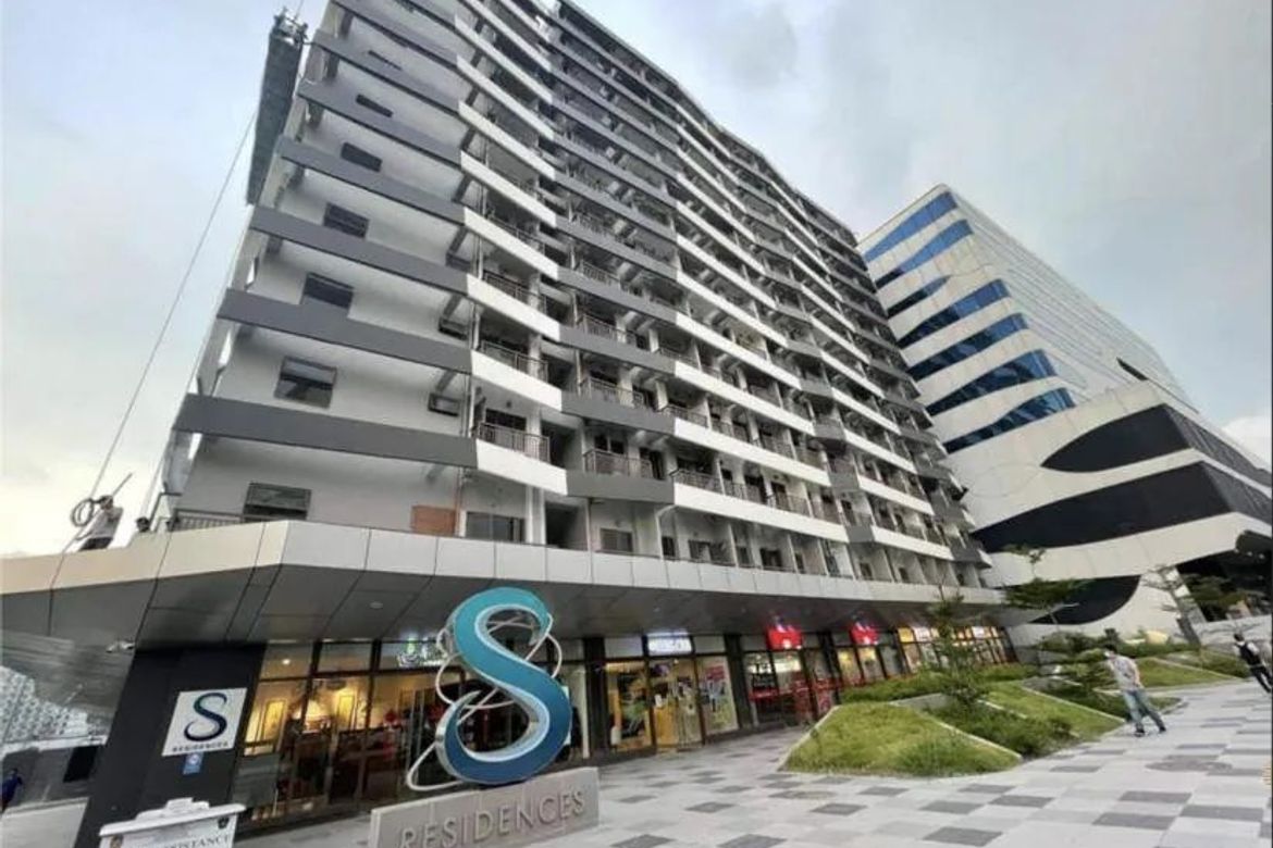 1BR Condo at S Residences near SM Mall of Asia