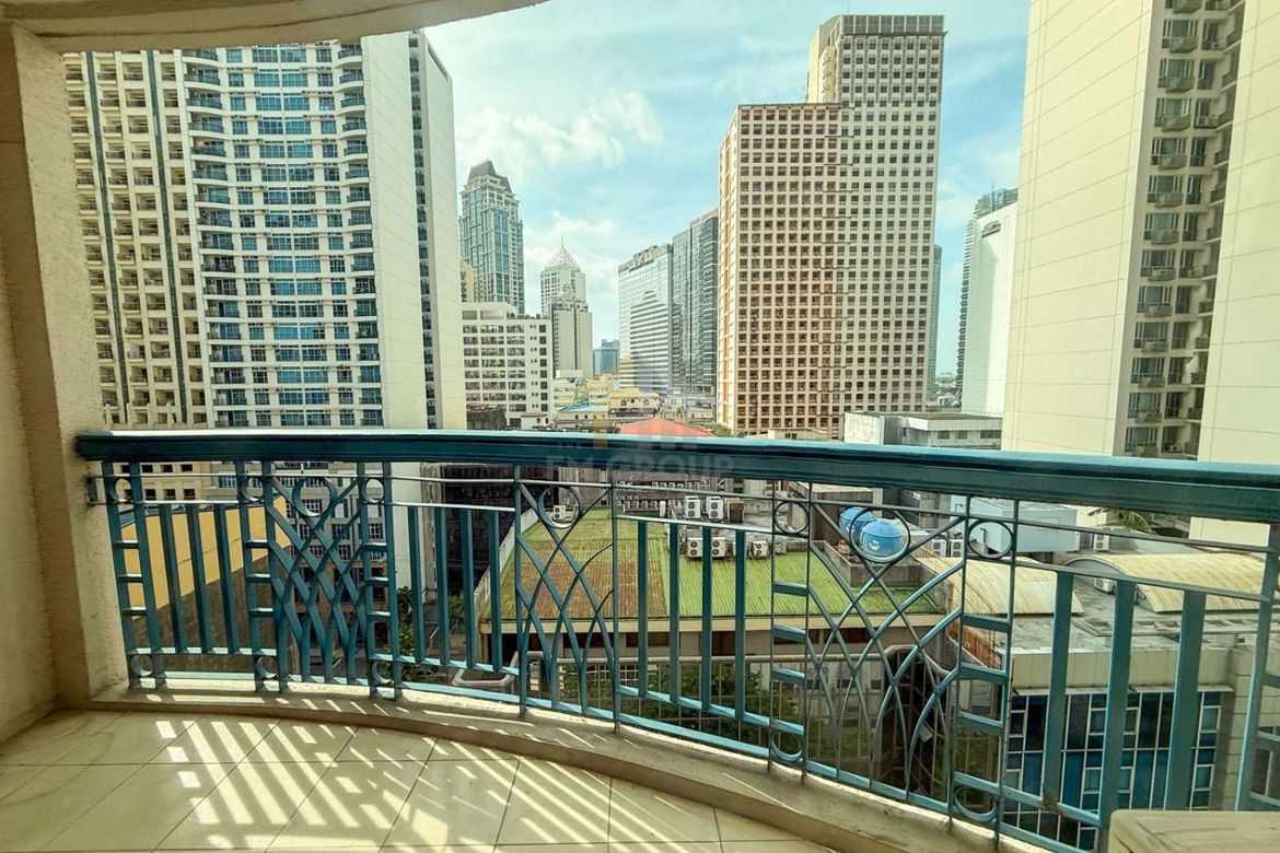 Frabella I, Makati-дағы 2 бөлмелі толық жабдықталған пәтер