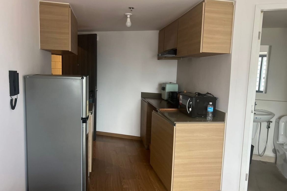 1-Bedroom Furnished Apartment in The Rise Makati