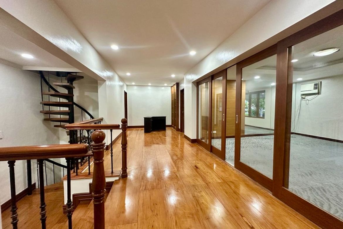 Spacious 3-Bedroom House in Dasmarinas Village, Makati City