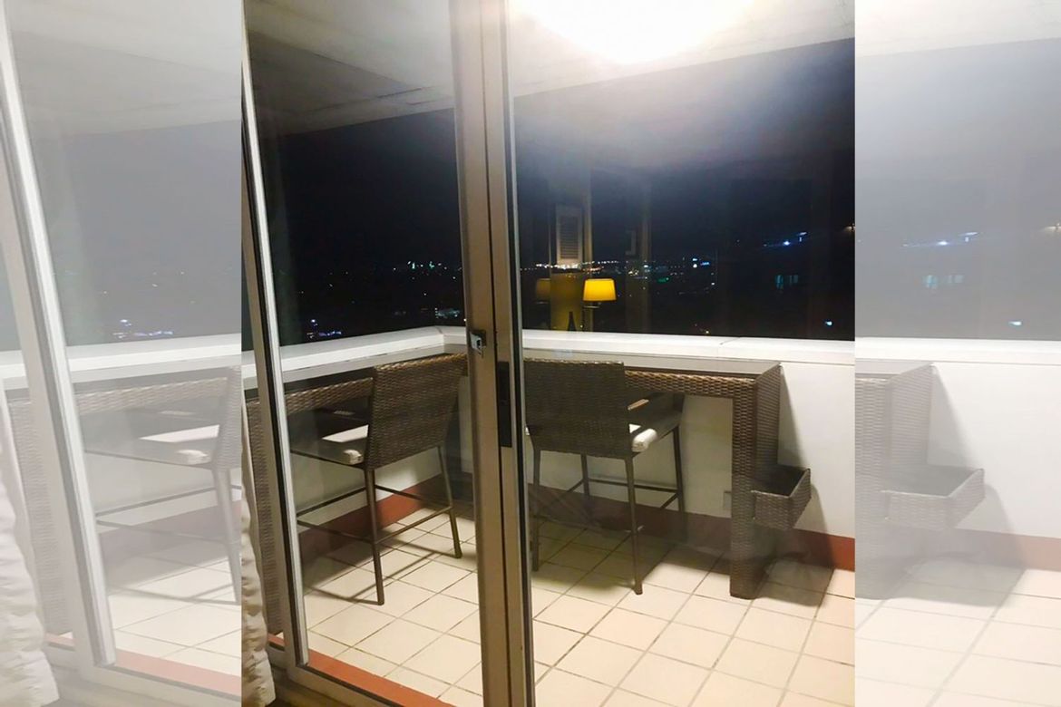 Fully Furnished One Bedroom Condo in Somerset Millennium, Makati City