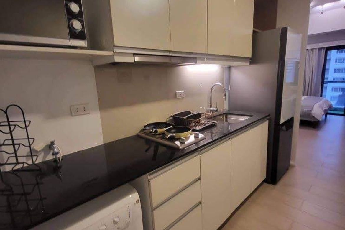 Salcedo Skysuites-тегі студиялық пәтер, Макати қаласы