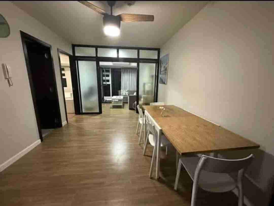 1-Bedroom Fully Furnished Apartment in Kroma Tower, Makati