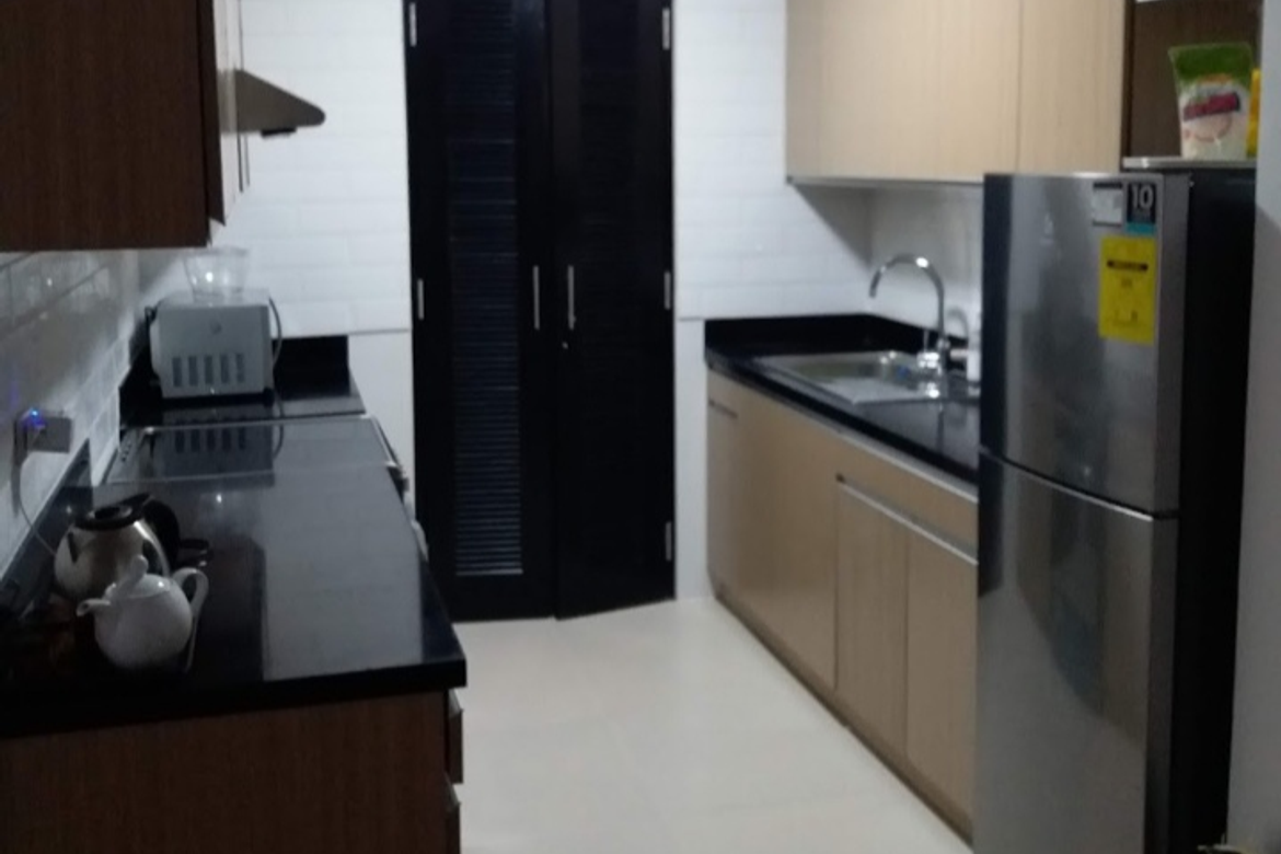 Furnished 2-Bedroom Apartment in Two Maridien, BGC, Taguig City