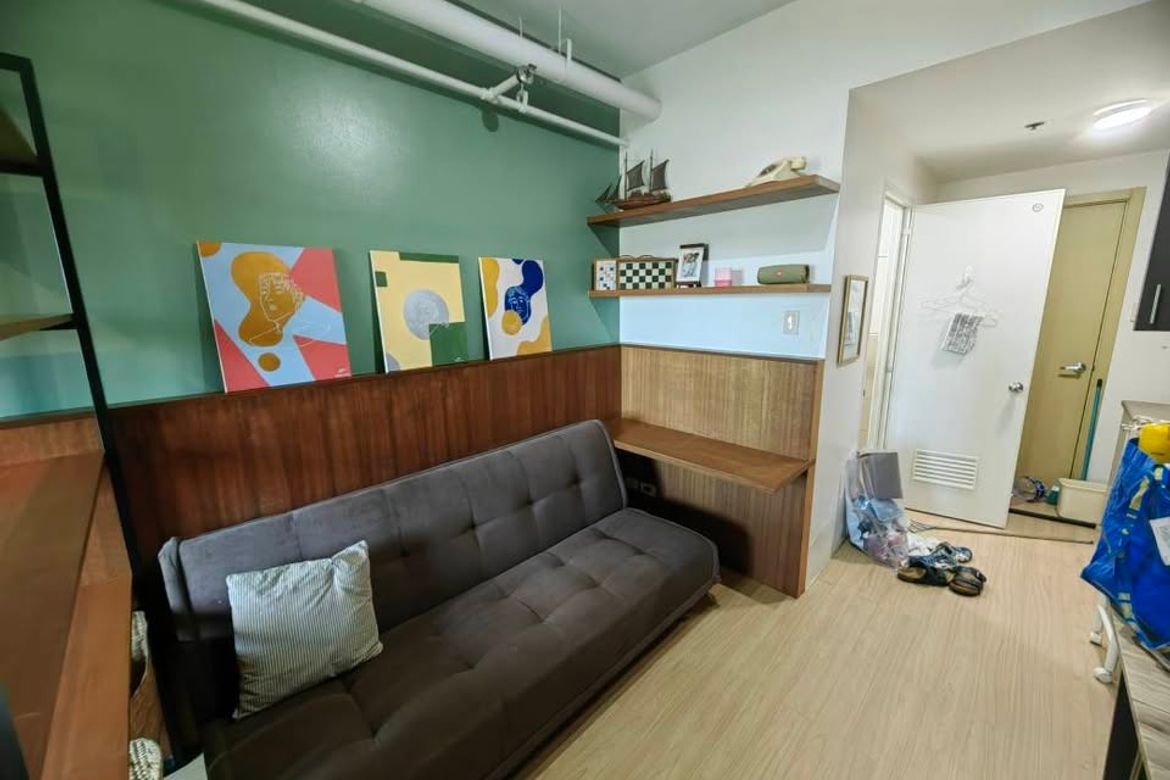 Fully Furnished Studio with Ortigas Skyline View