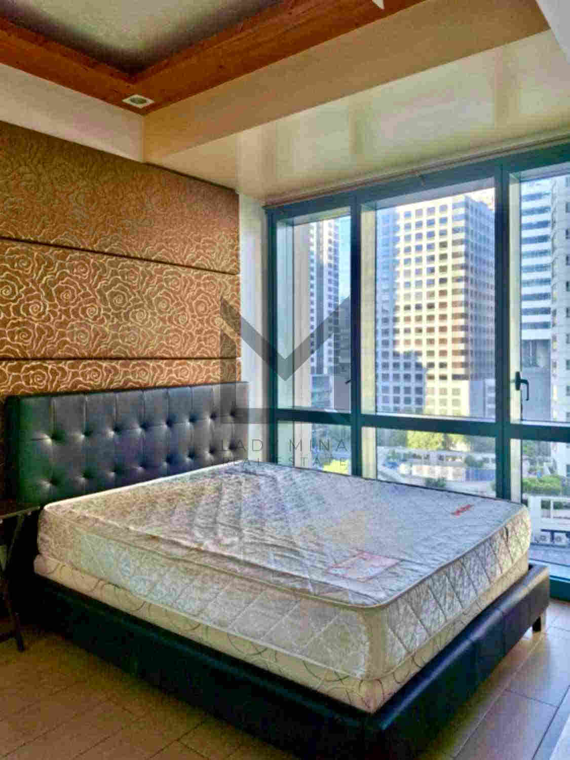 Forbes Town, BGC-дағы толық жабдықталған бір бөлмелі пәтер
