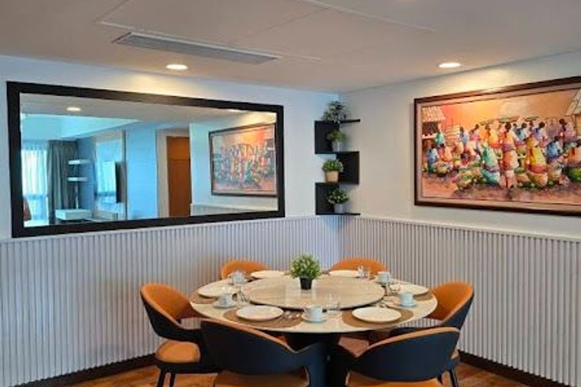 Luxurious 2-Bedroom Condo in Greenbelt, Makati City