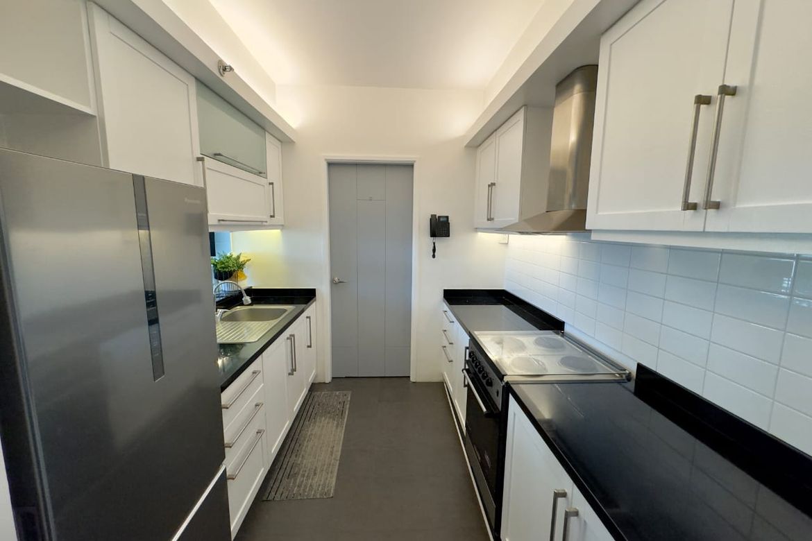 1-бөлмелі жиһаздалған пәтер One Serendra-да, Bamboo мұнарасы