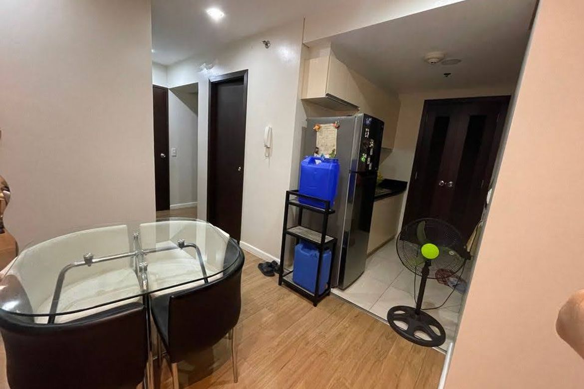2-жатақ бөлмелі жиһазданған пәтер, Kroma Tower, Макати қаласы