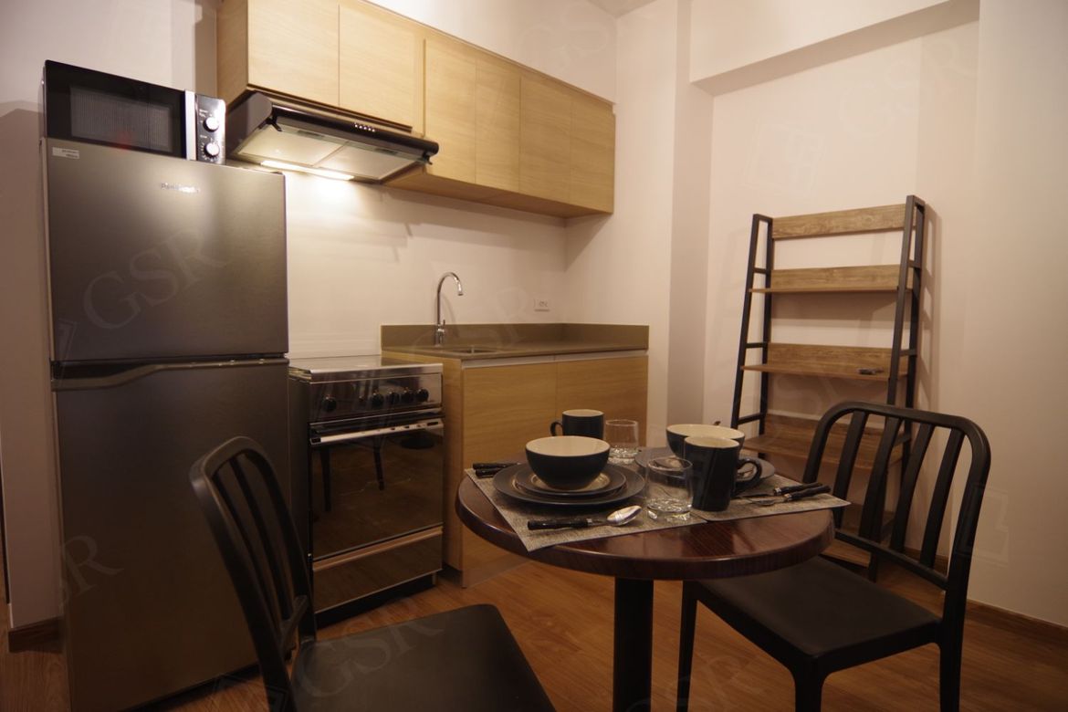 Studio Apartment in The Rise Makati, Fully Furnished