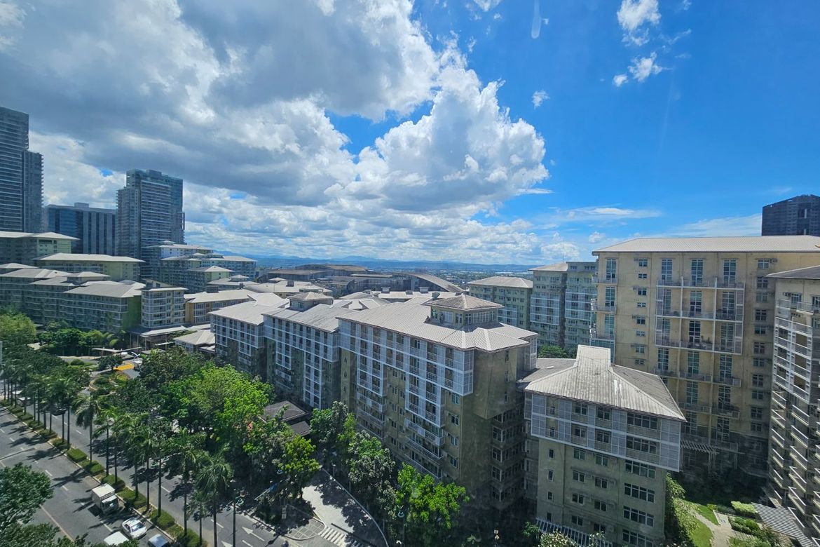 2 бөлмелі люкс пәтер, East Gallery Place, BGC