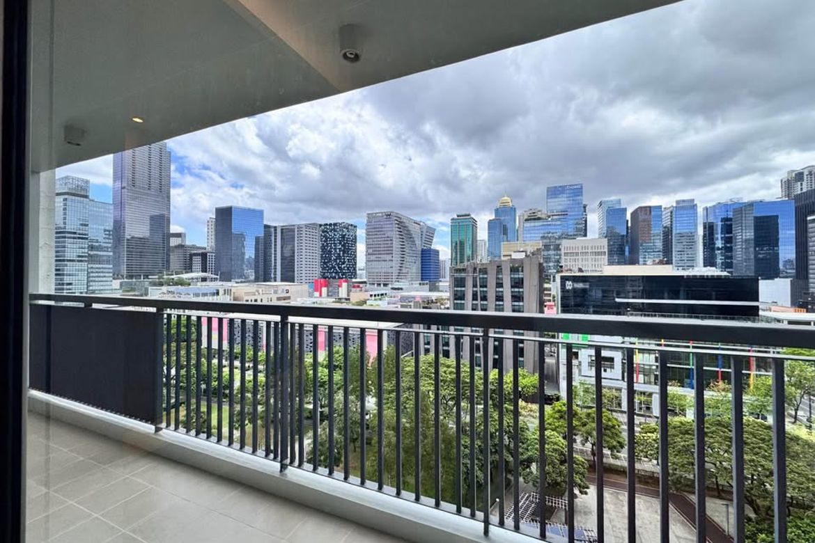 2BR Fully Furnished Apartment at One Maridien