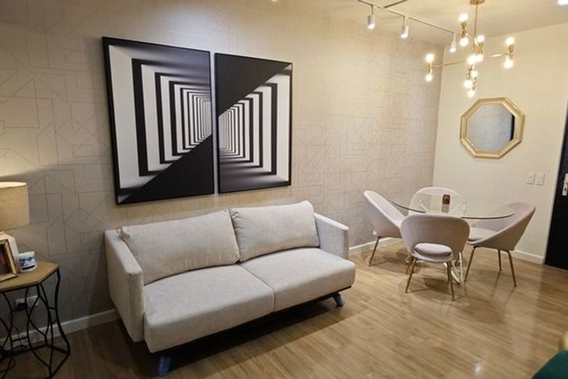 1BR Interior-Designed Unit at The Maridien, BGC