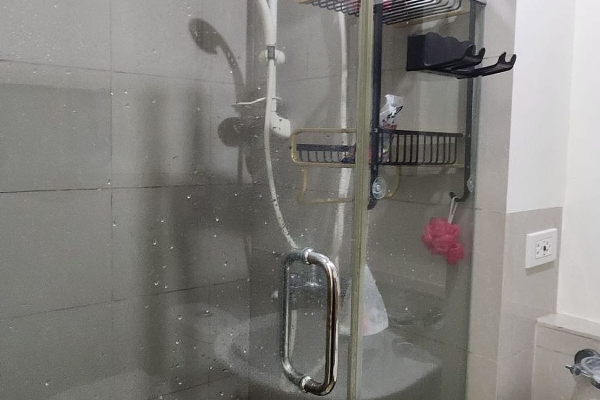 Fully Furnished Studio in Legazpi Village, Makati