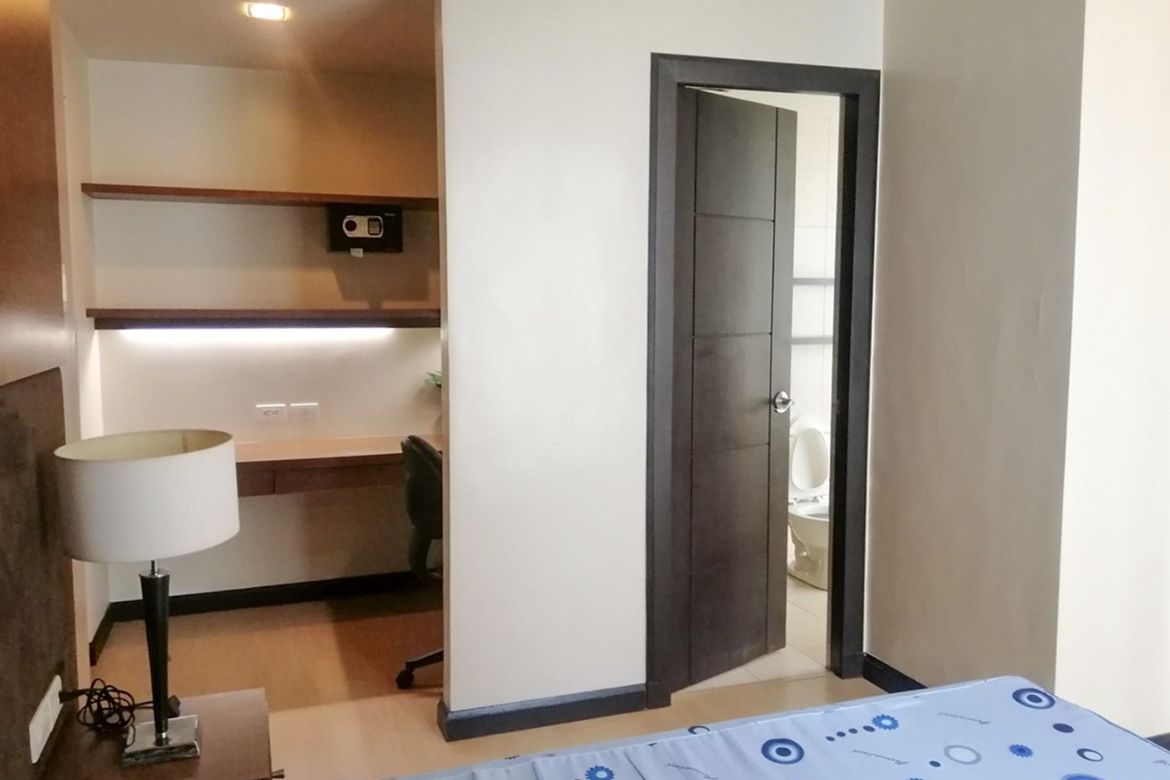 2BR Fully Furnished Condo in BGC, The Grand Hamptons Tower 2