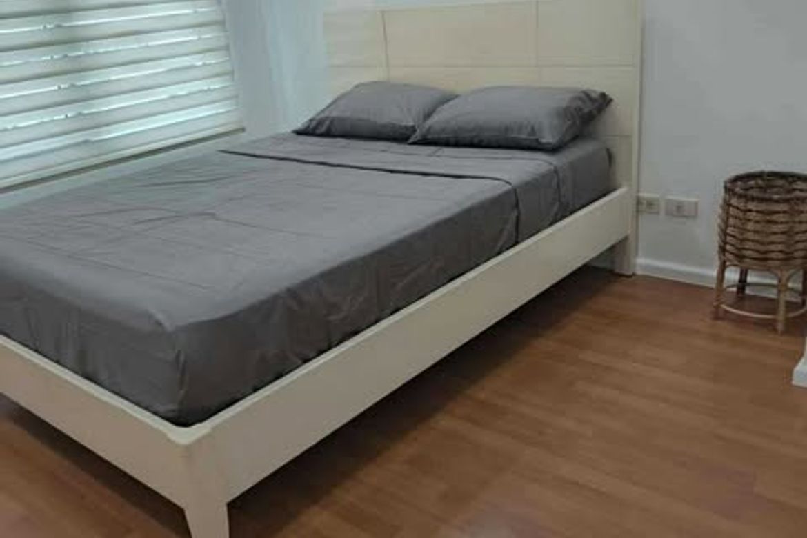 3-кімнатне кондо в оренду в Two Serendra, вежа Encino, BGC Тагіг Сіті