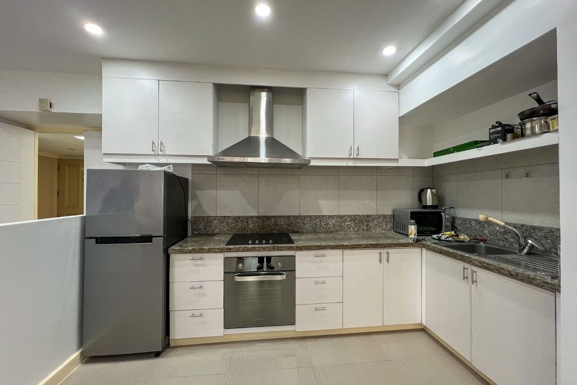 2 Bedroom Unit in The Colonnade Residences, Makati CBD