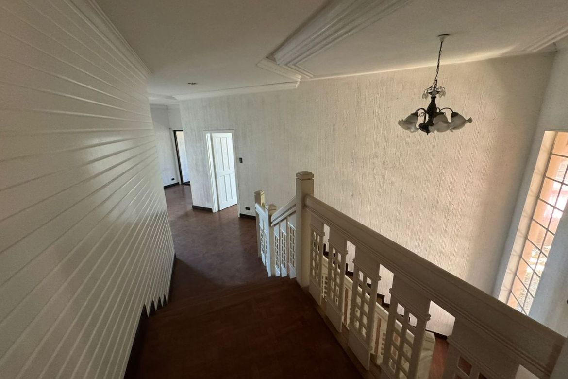 Spacious 5-Bedroom House in Ayala Alabang Village
