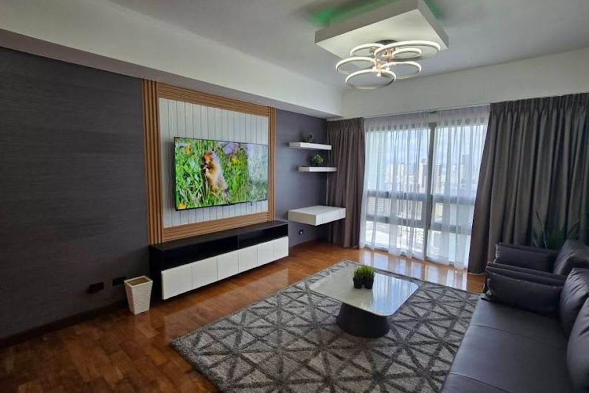 Luxurious 2-Bedroom Condo in Greenbelt, Makati City