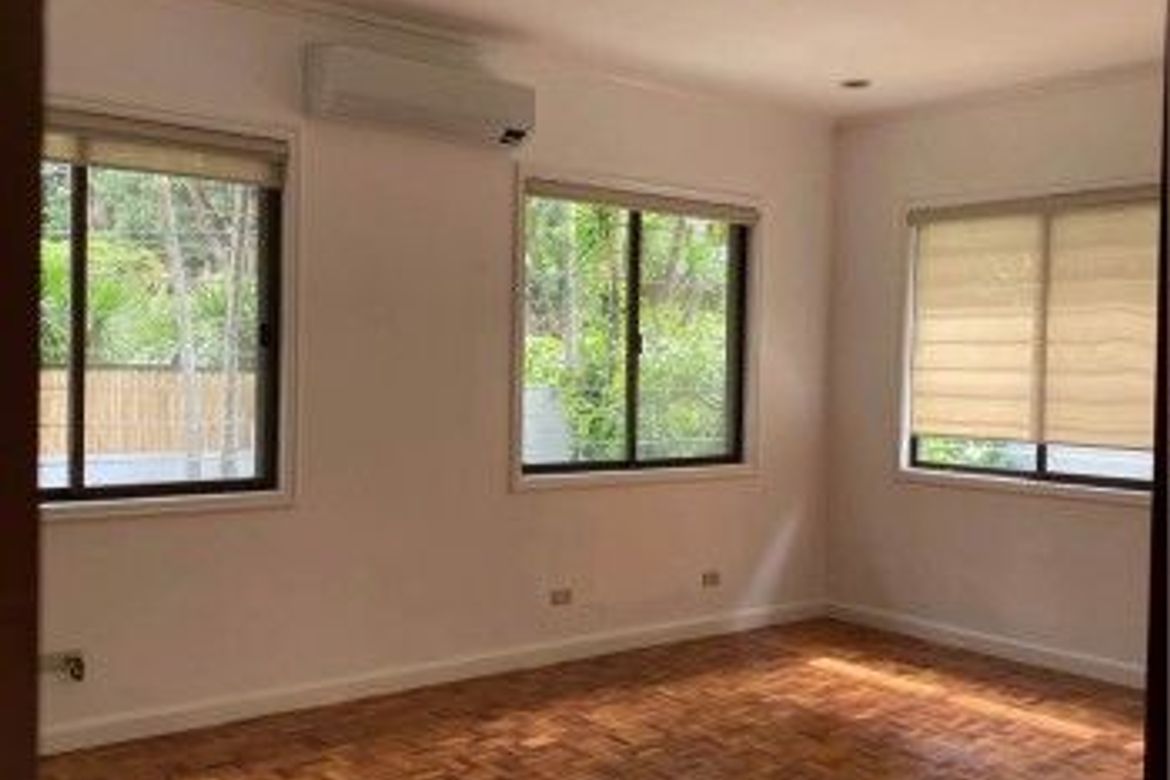 Spacious 5-Bedroom House in Ayala Alabang Village with Pool