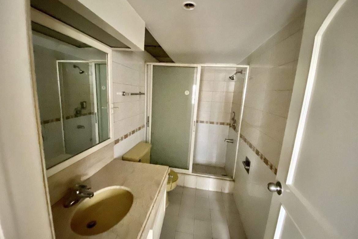 3-Bedroom Unit with Utility Room at Twin Towers