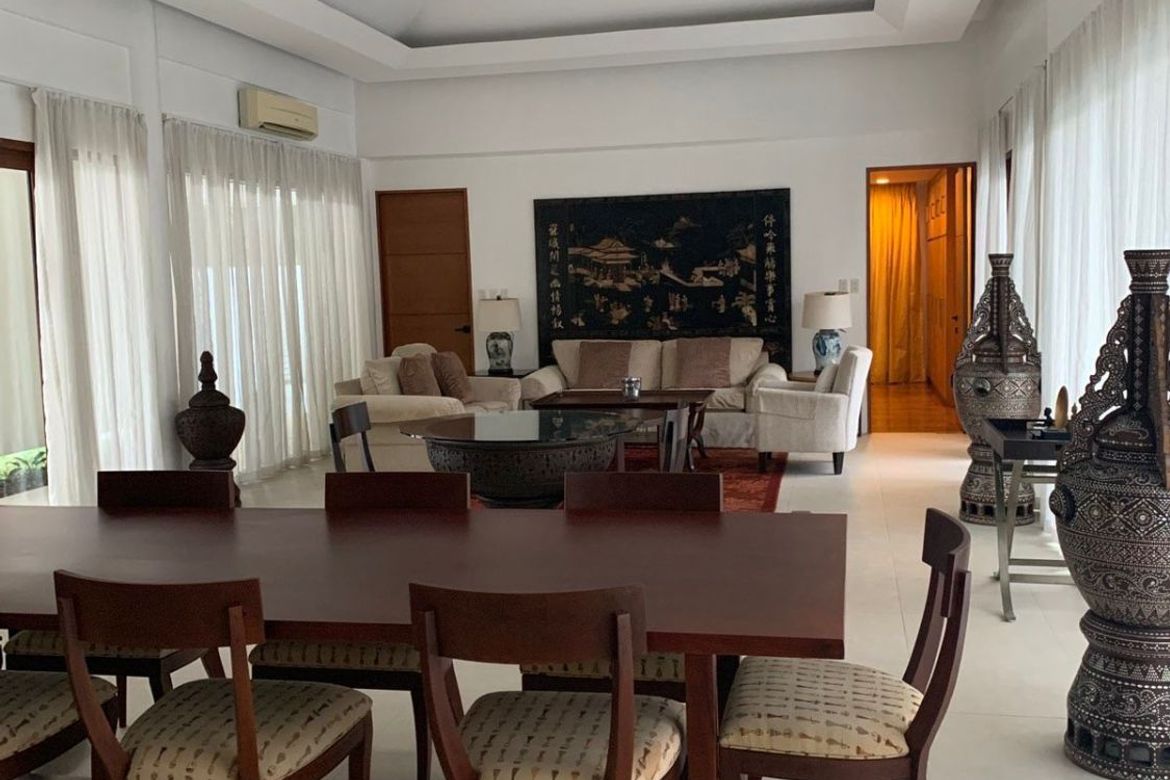 Luxurious 3-Bedroom House in Ayala Alabang Village