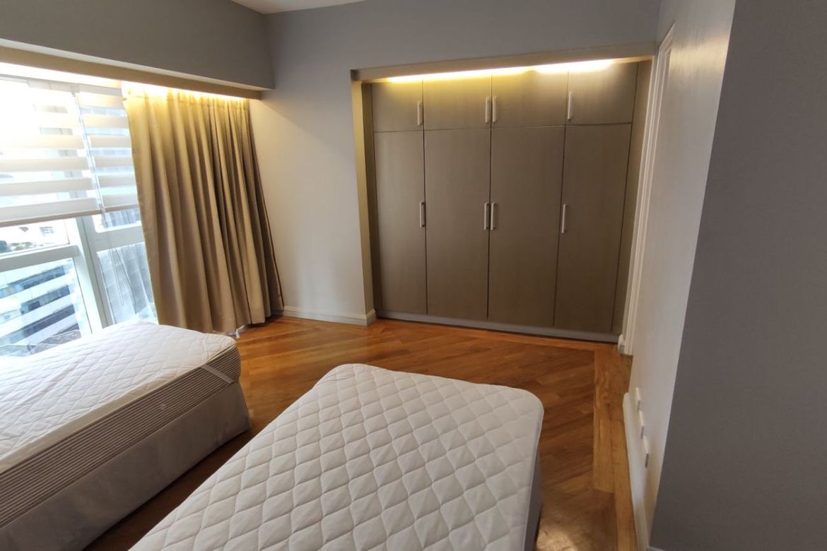The Forbes Tower, Salcedo Village-тегі 3 бөлмелі пәтер
