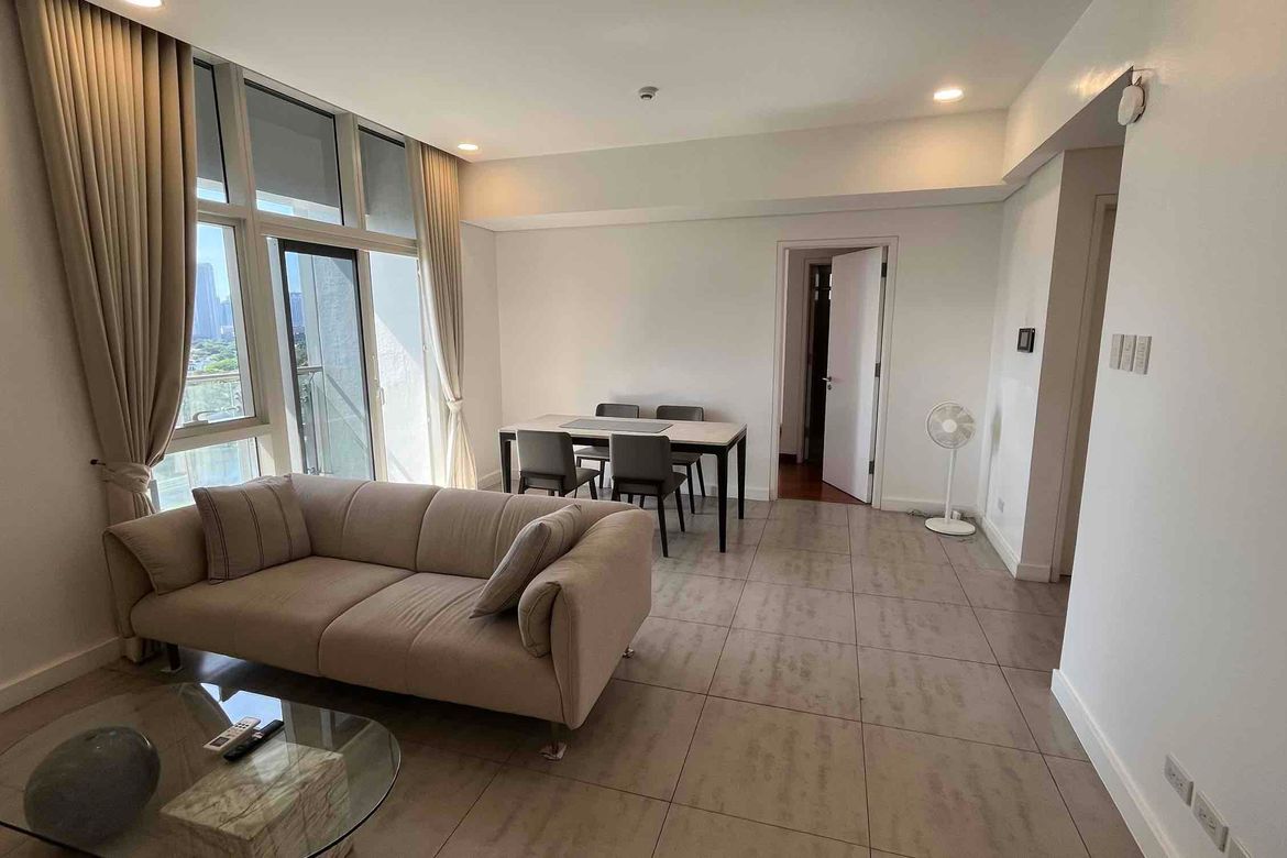 Skyvillas One Balete New Manila-дағы жиһазбен жабдықталған 2 бөлмелі пәтер