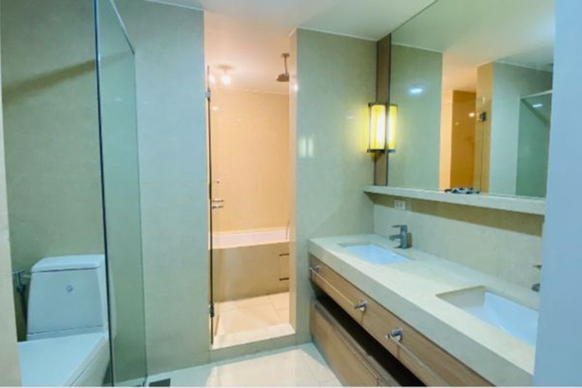 One Shangri-La Place, Мандалуйонг қаласындағы толық жабдықталған 3 жатқа бөлмелі пәтер