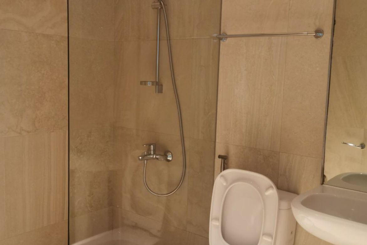 Luxurious 2-Bedroom Fully Furnished High-Rise Apartment