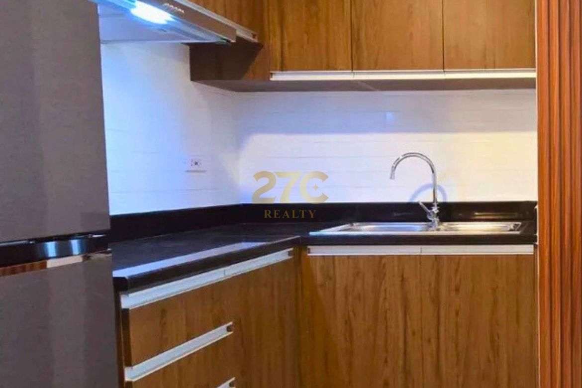 Brand-New 1-Bedroom Corner Unit in Metro Manila
